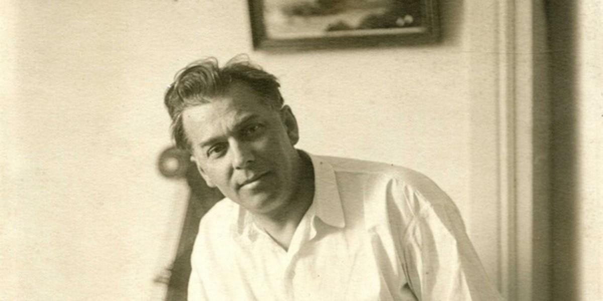 Вчився в Києві на економіста, працював у столичній садибі та похований на Байковому: 10 фактів про Павла Тичину