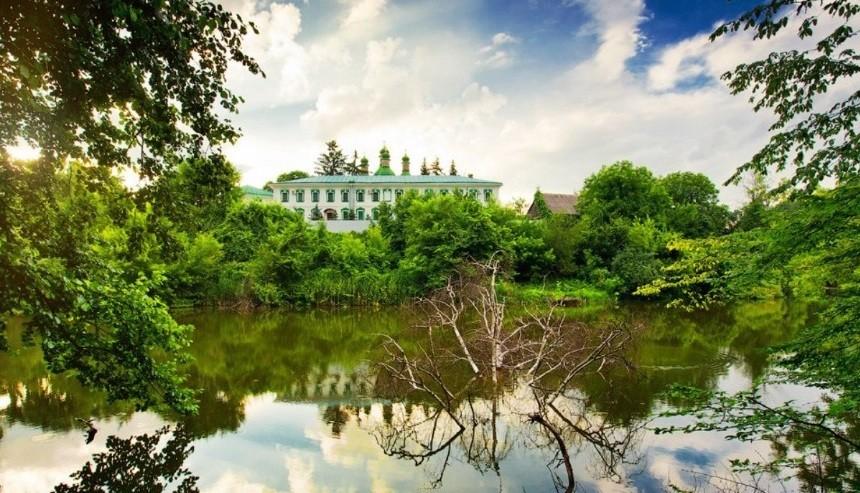 У Києві забудовник планує знищити історичне урочище Китаїв. Петиція до Кличка щодо захисту пам’ятки стрімко набирає голоси