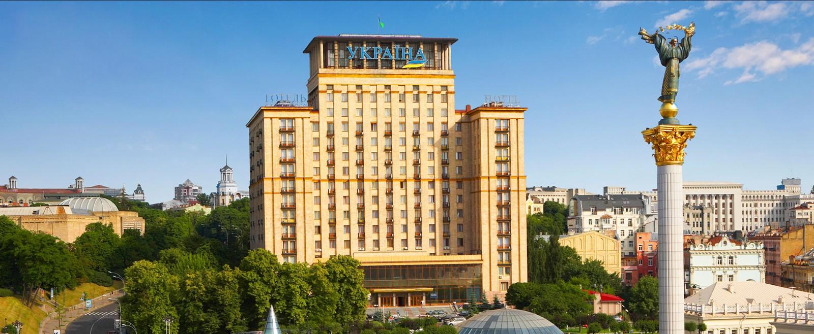 Першу в столиці висотну споруду віддадуть у приватні руки, будівлю виставлять на продаж