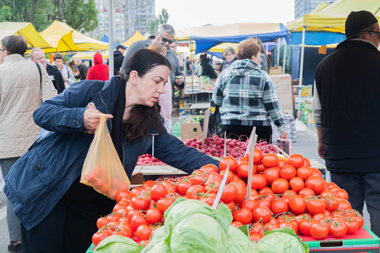 Продуктові ярмарки у Києві: куди відправитись на закупи цього тижня