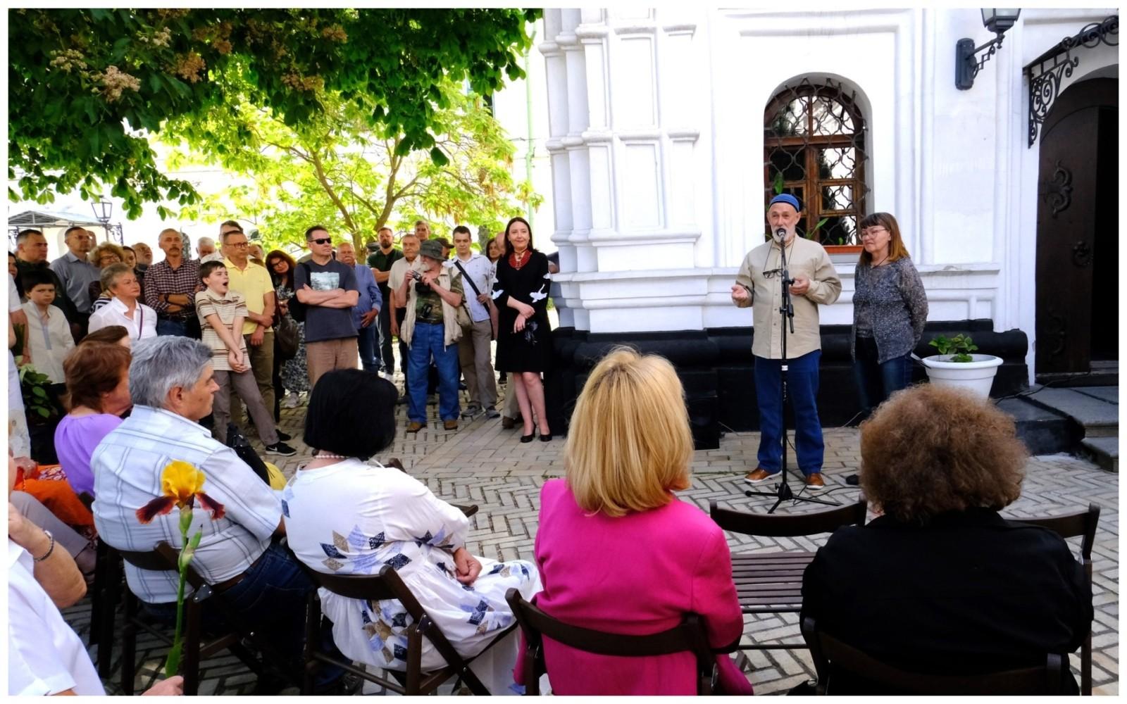 В одному з музеїв міста можна побачити унікальні офорти до поеми-балади Ліни Костенко «Скіфська одіссея»