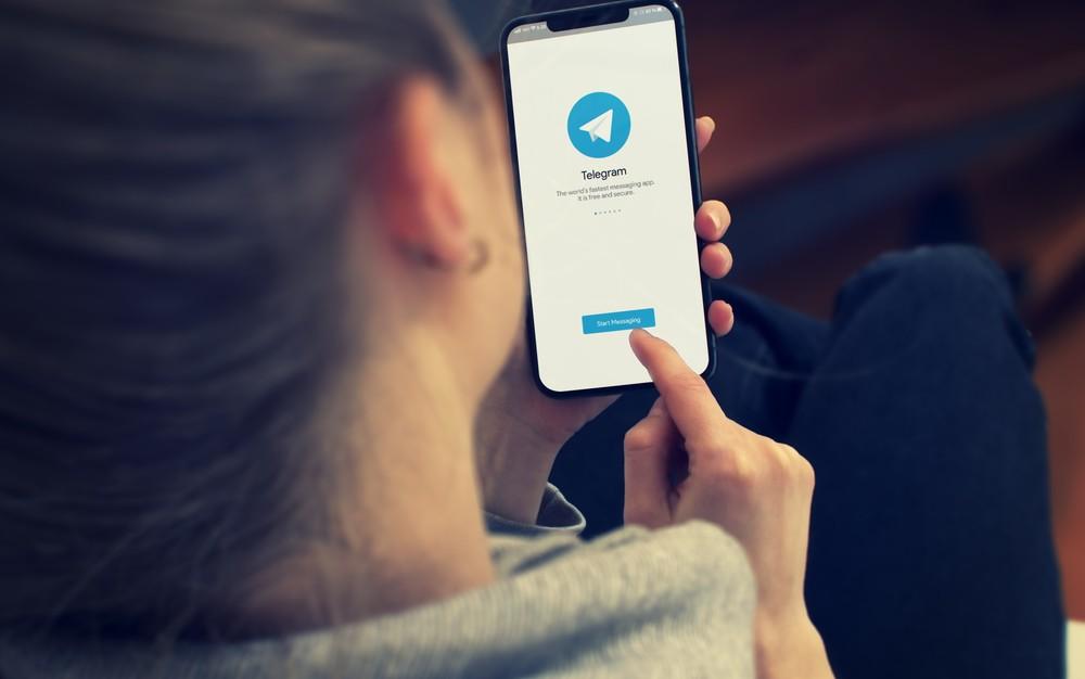 Чиновникам та військовим заборонили використовувати Telegram