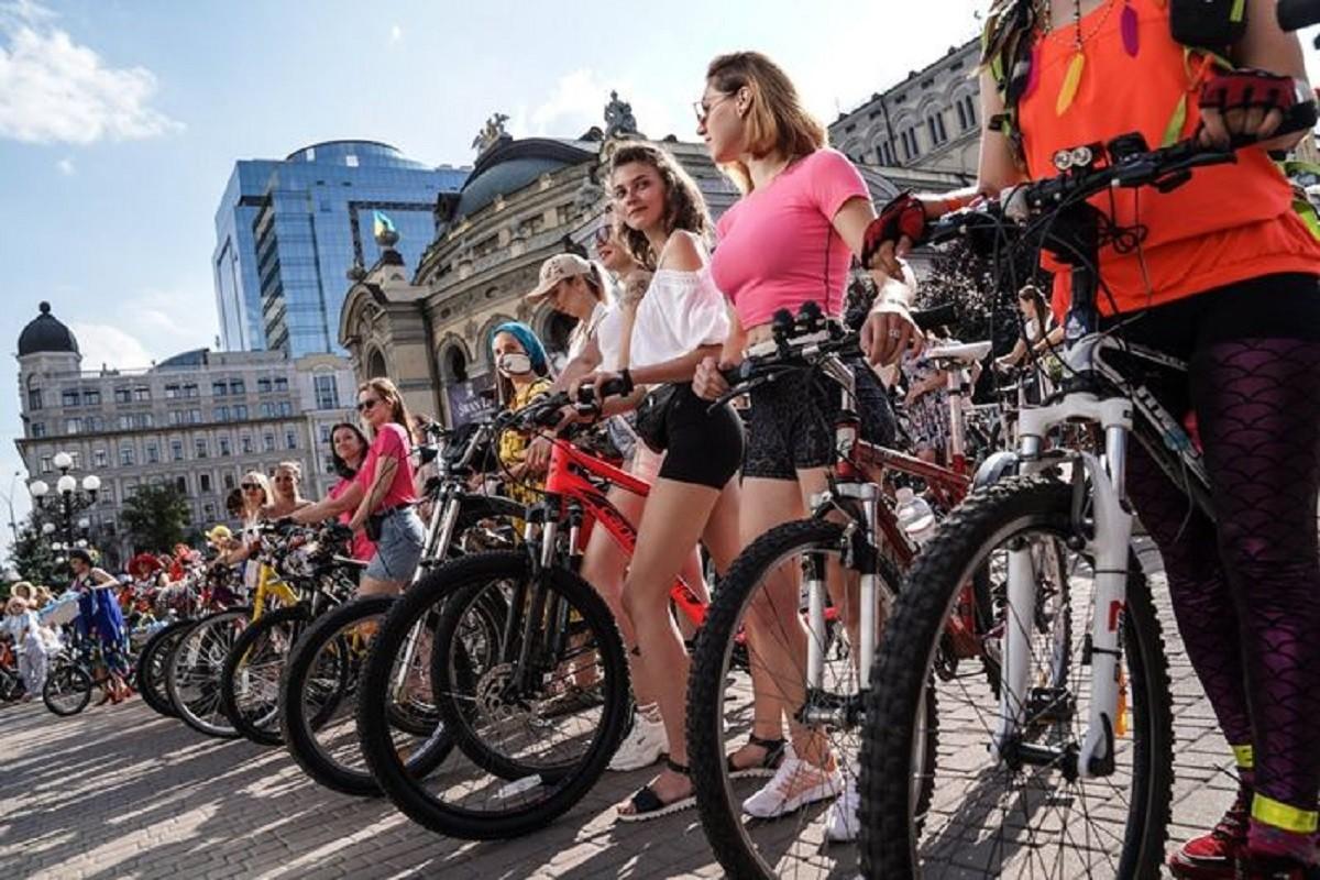 Киянок запрошують на велопарад для дівчат зі збором на ППО
