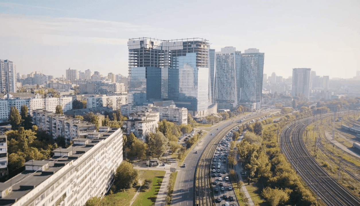 Хмарочос-довгобуд Sky Towers вчетверте намагаються продати – за скільки цього разу