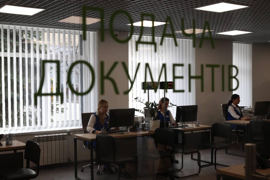 У Дарницькому районі створили безбар’єрний простір у будівлі, де надають соціальні послуги