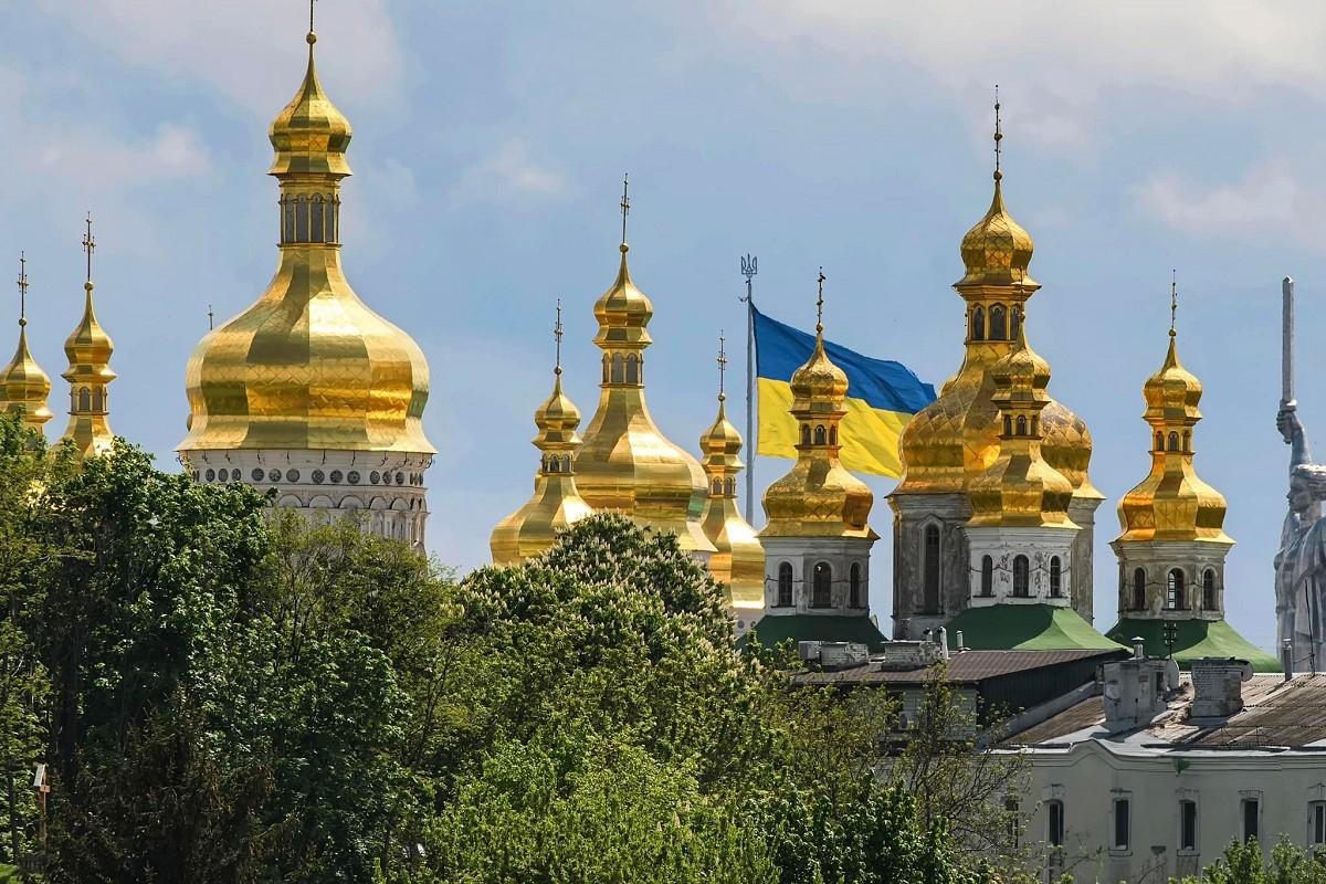 Новий додаток “Лавра у смартфоні” запрошує у віртуальну подорож святинею на Печерську