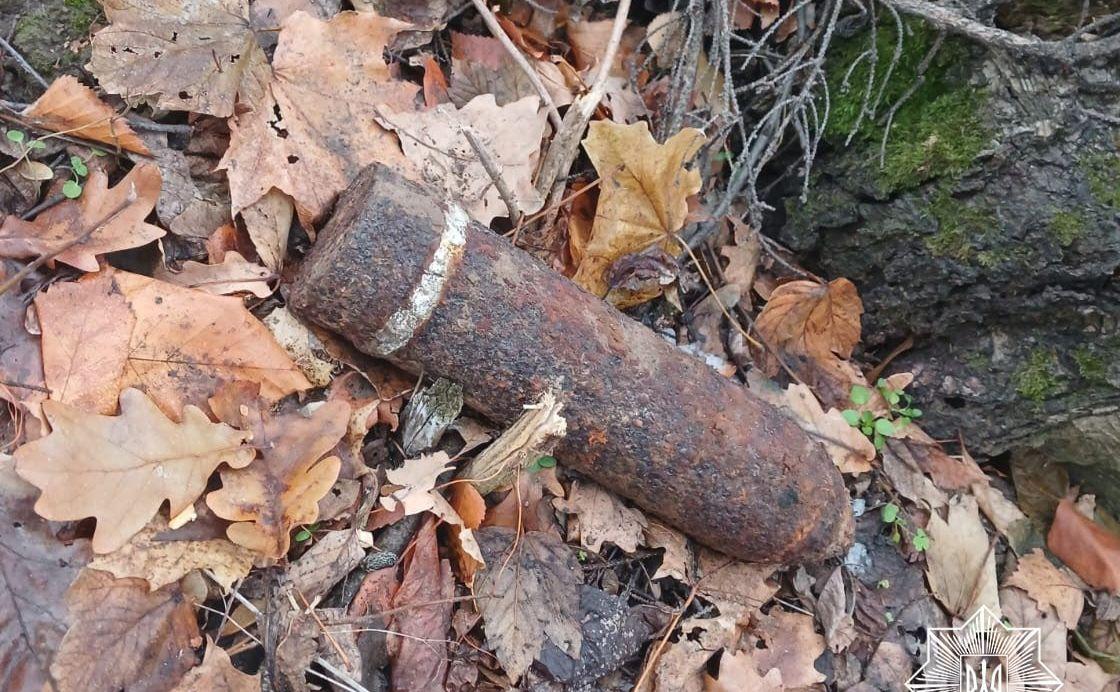 На Печерську в Києві знову виявили боєприпас