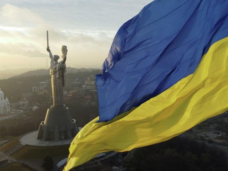 Головний прапор країни  приспустять у зв’язку з прогнозованою негодою