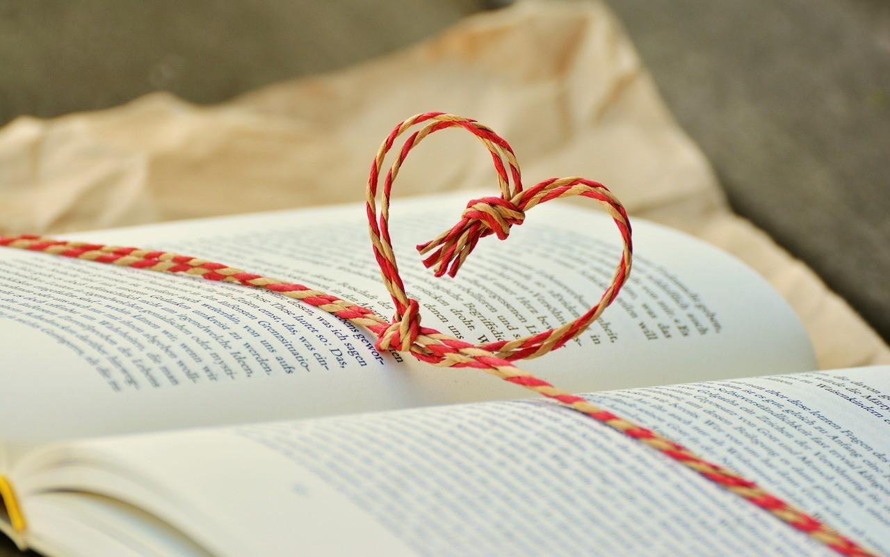 Як читати книги так, щоб вони змінювали ваше життя: киян кличуть на благодійну лекцію
