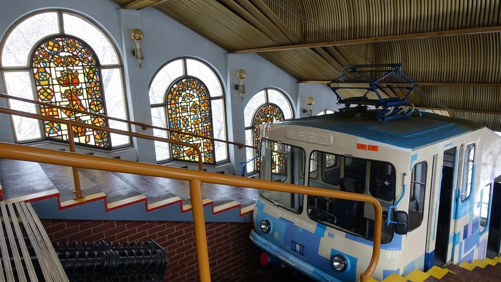 У Києві зупинили рух фунікулера