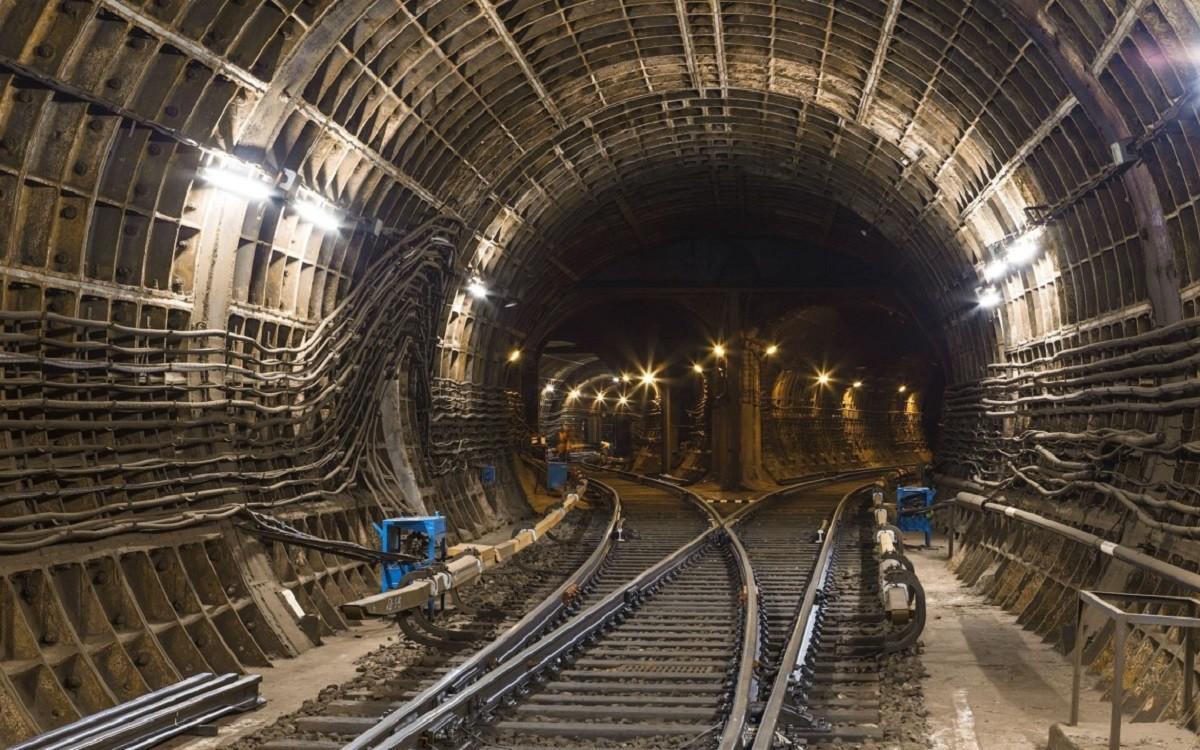 У Києві планують ремонт тунелю між станціями метро “Лук’янівська” та “Золоті ворота”