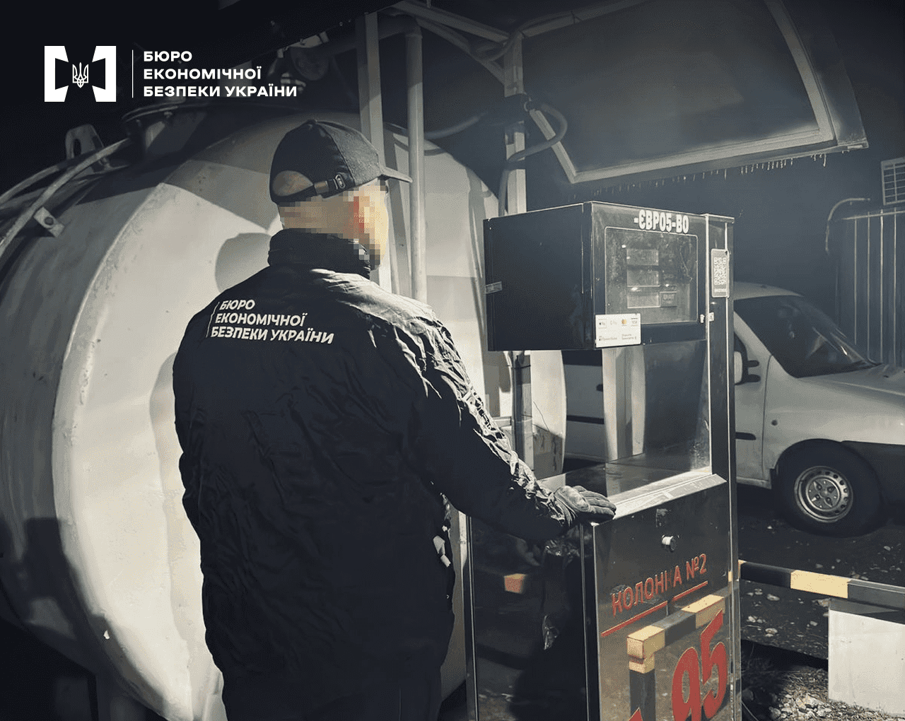 На Київщині викрили нелегальну АЗС: вилучено пального на 1,2 млн грн