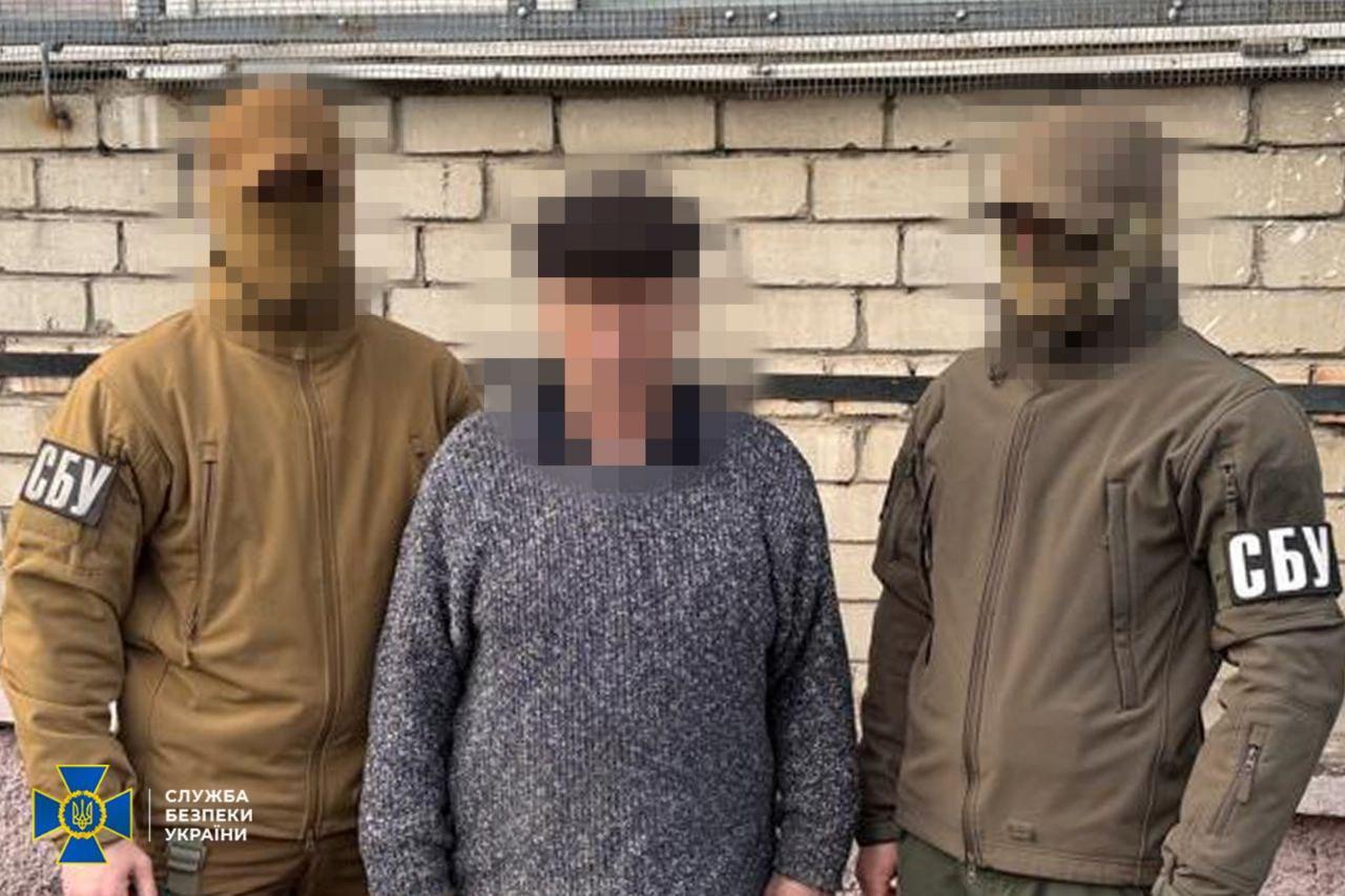 Нацполіція та СБУ затримали колаборантів, які допомагали окупантам на Херсонщині