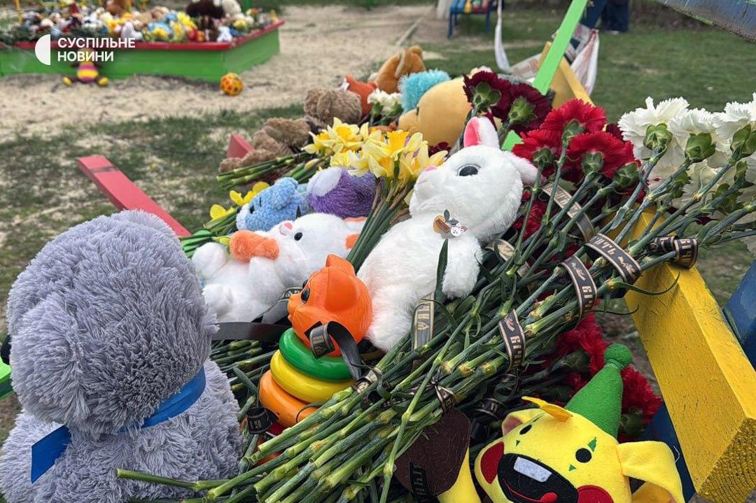 Міста та села України оголошують 6 квітня Днем жалоби за жертвами атаки у Кривому Розі