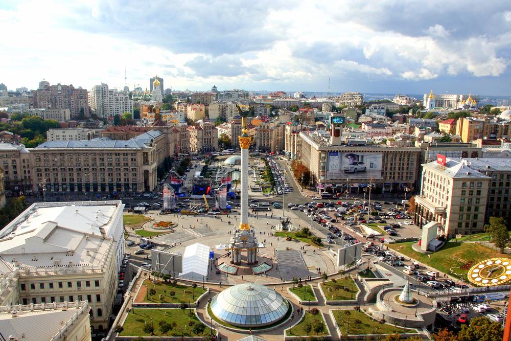Майдан Незалежності очистять від надокучливої реклами