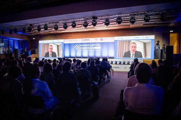 Шмигаль прокоментував виїзд за кордон міністра національної єдності Чернишова