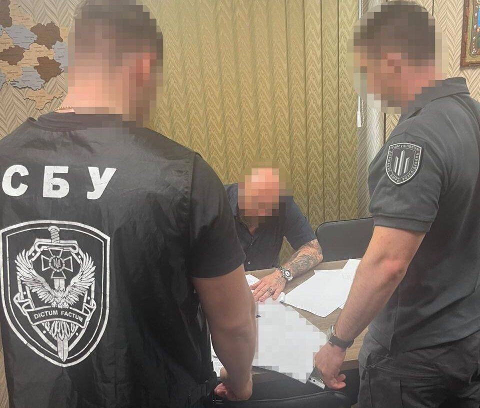 ДБР викрило переплату майже 10 млн грн під час закупівлі ліжок для військових частин