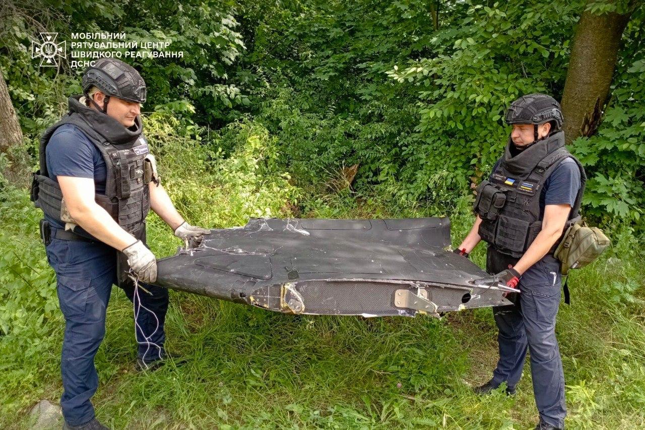 У передмісті мешканці знайшли бойову частину «Герані» та артснаряди