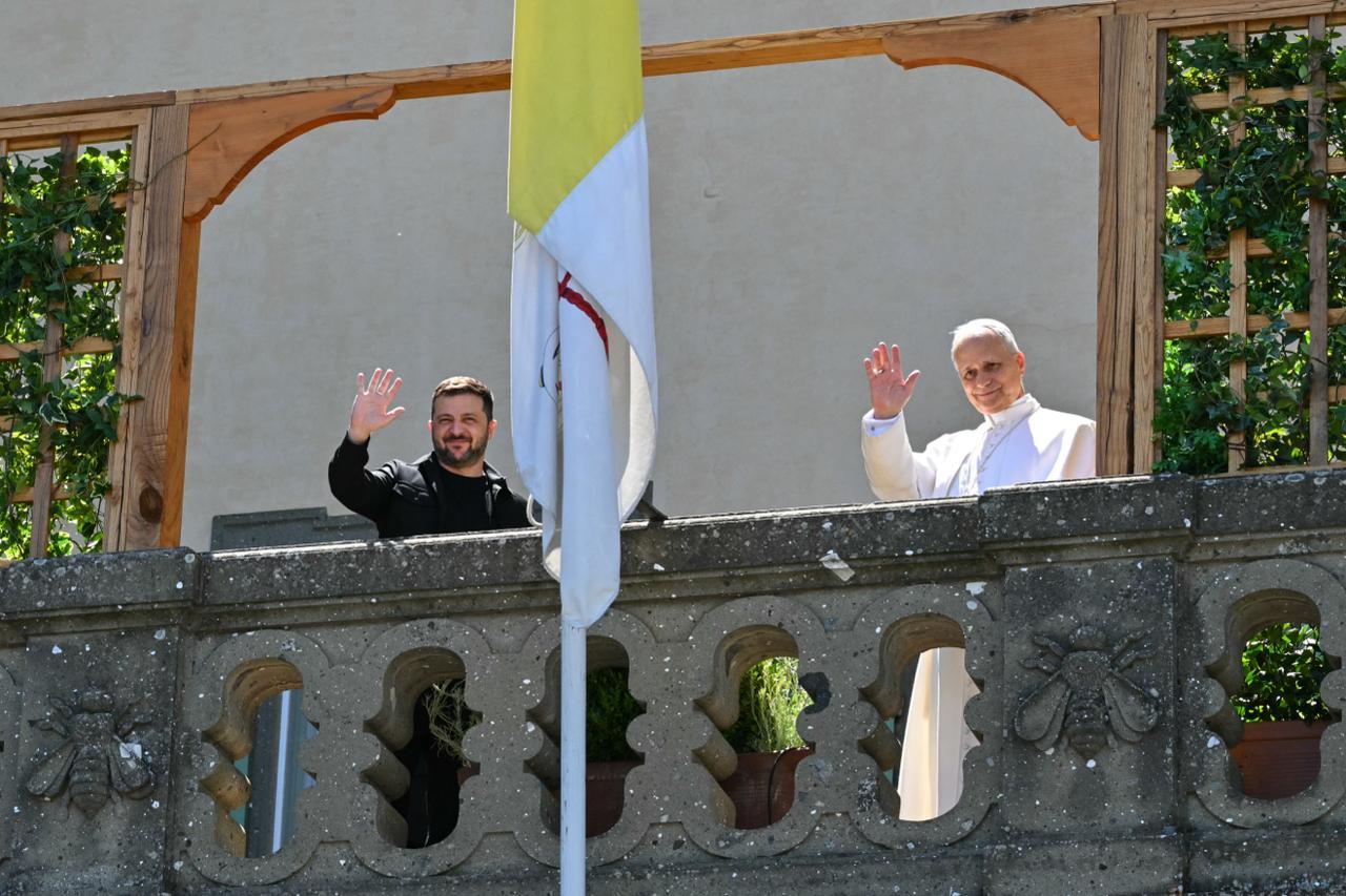 Президент Зеленський зустрівся з Папою Римським Левом XIV