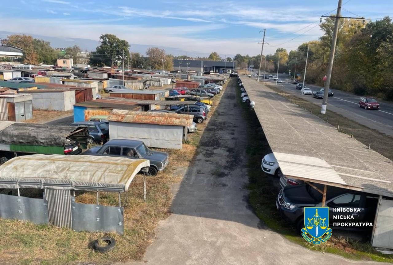 “Бізнесмени” з Троєщини хотіли привласнити 3 га міської землі