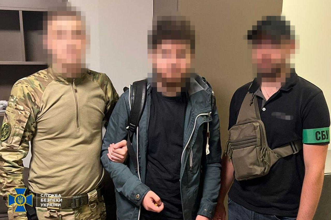 СБУ затримала IT-фахівця, який коригував удари по Києву та шпигував на «Укрзалізниці»