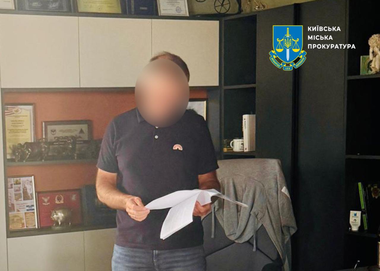 Підприємця підозрюють у пособництві розтраті 1,2 млн грн на озелененні Святошинського району