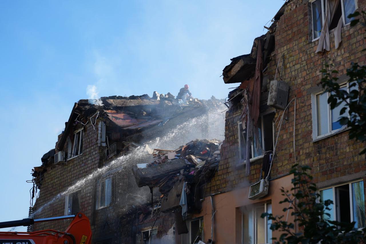 Російський терор у Києві: 16 загиблих, четверо з них — діти