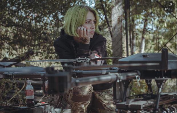 «За операторами дронів ведеться полювання»: жінки-пілоти на передовій в Україні