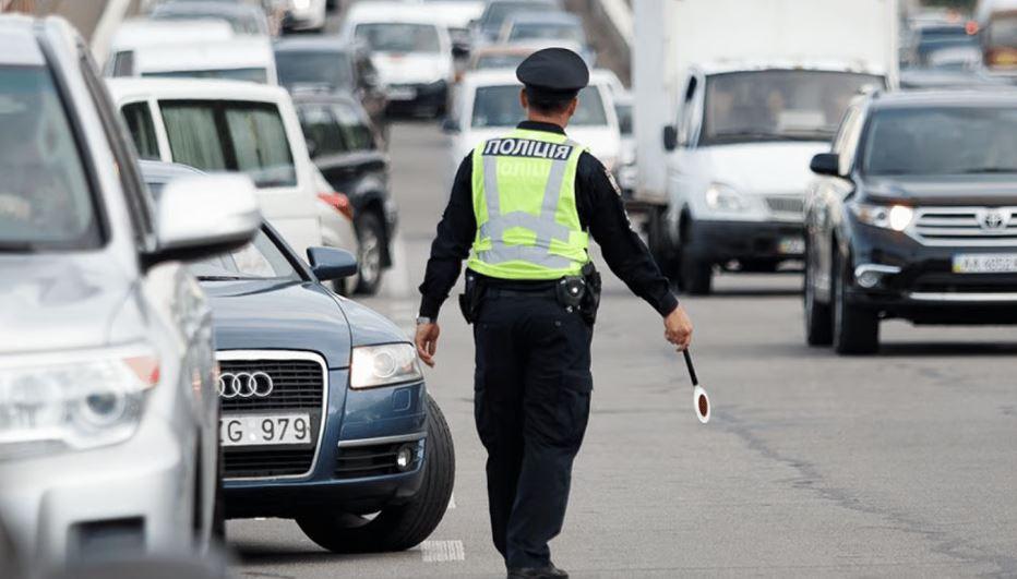 Їдь тихше: на автошляхах почали діяти зимові обмеження швидкості