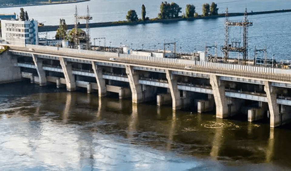 Росіяни погрожують затопити Київ, вдаривши по ГЕС: експерт оцінив загрозу