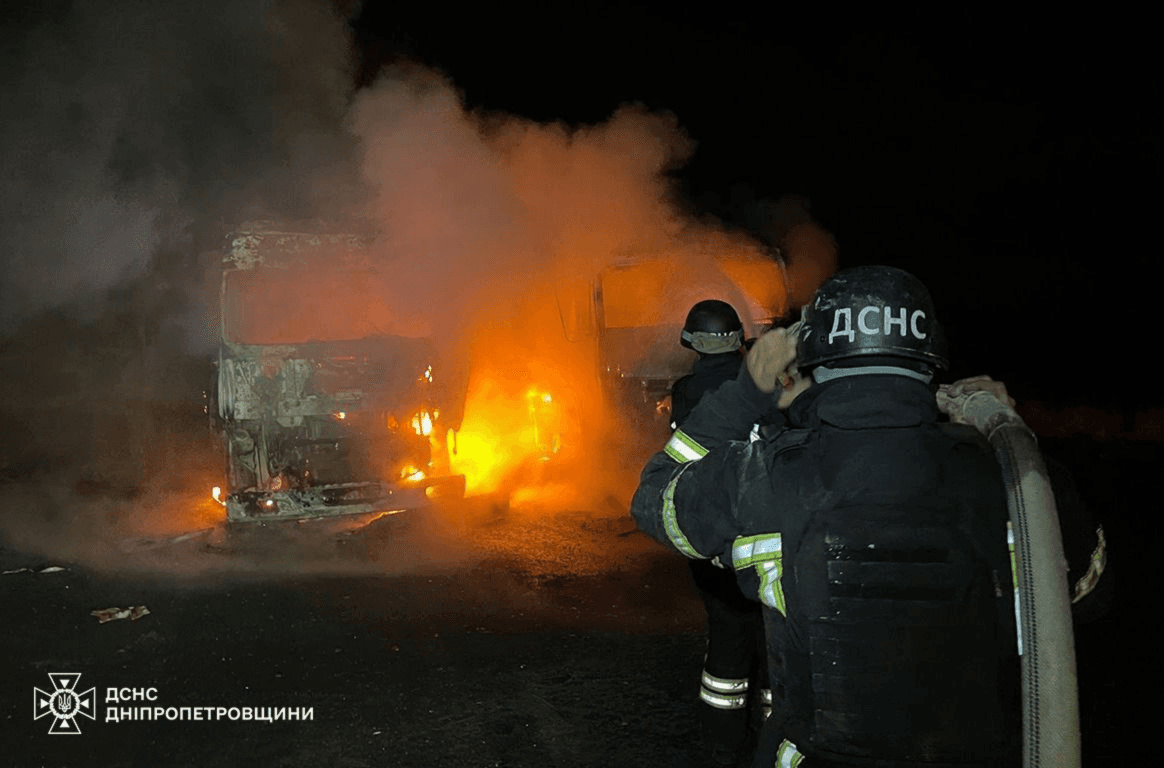 Ворог масовано атакував Дніпропетровщину: є загиблі та постраждалі, серед них – діти