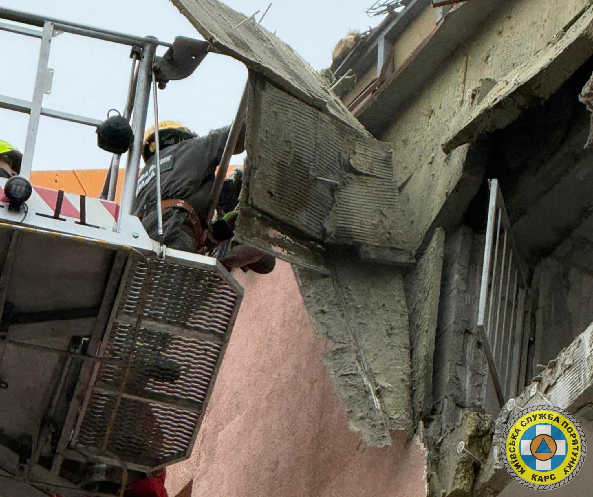 КАРС набирає працівників у новий загін для відновлення будинків після ворожих атак