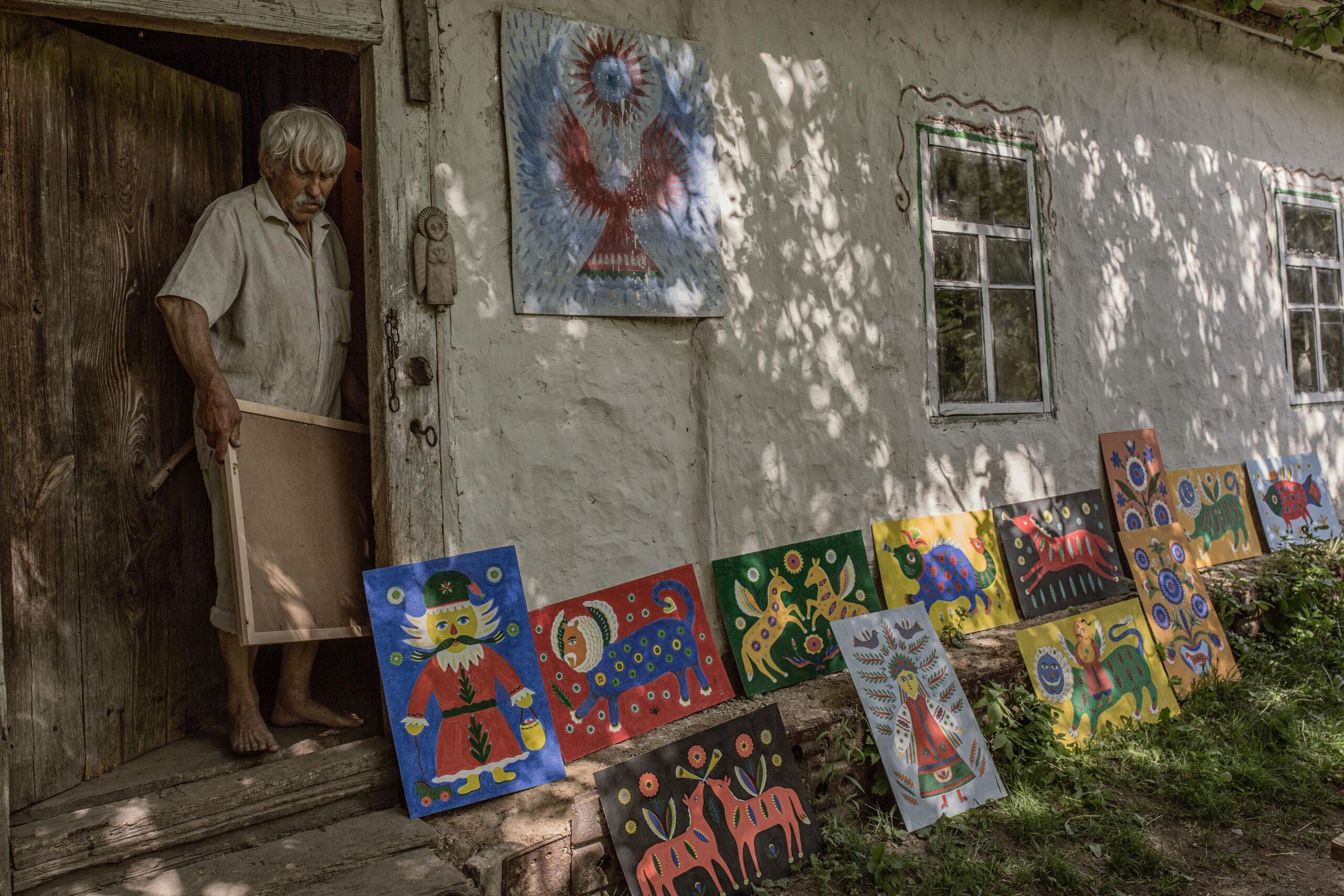 Передання мистецтва дітям: виставка картин Івана Приходька “Земля Івана” в Українському Домі