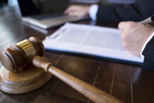 Обрано запобіжний захід ексголові Держприкордонслужби, викритого на хабарях за контрабанду цигарок