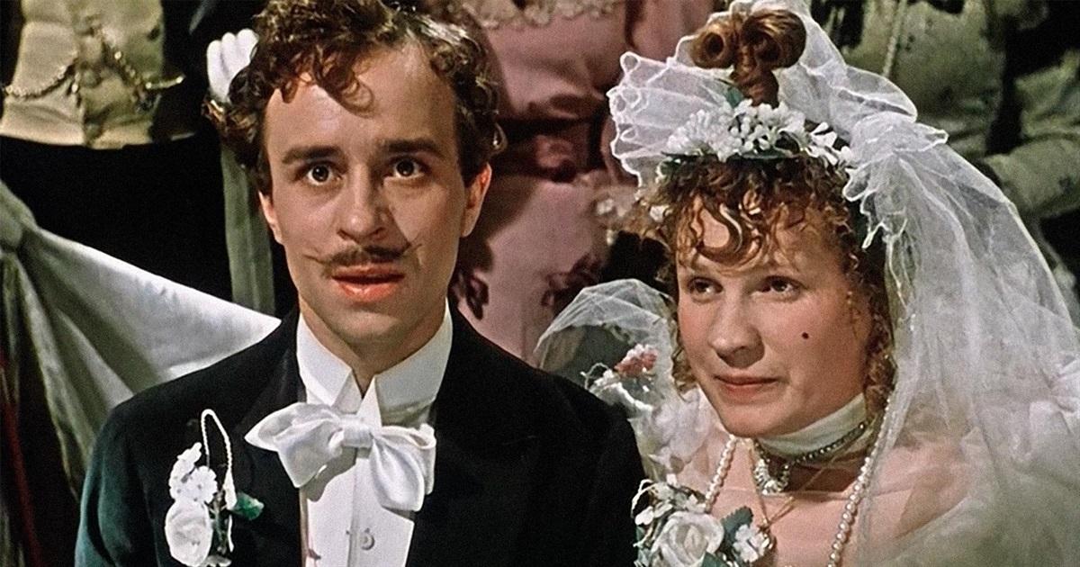 Одна з найяскравіших комедій в історії українського театру – “За двома зайцями” у столиці