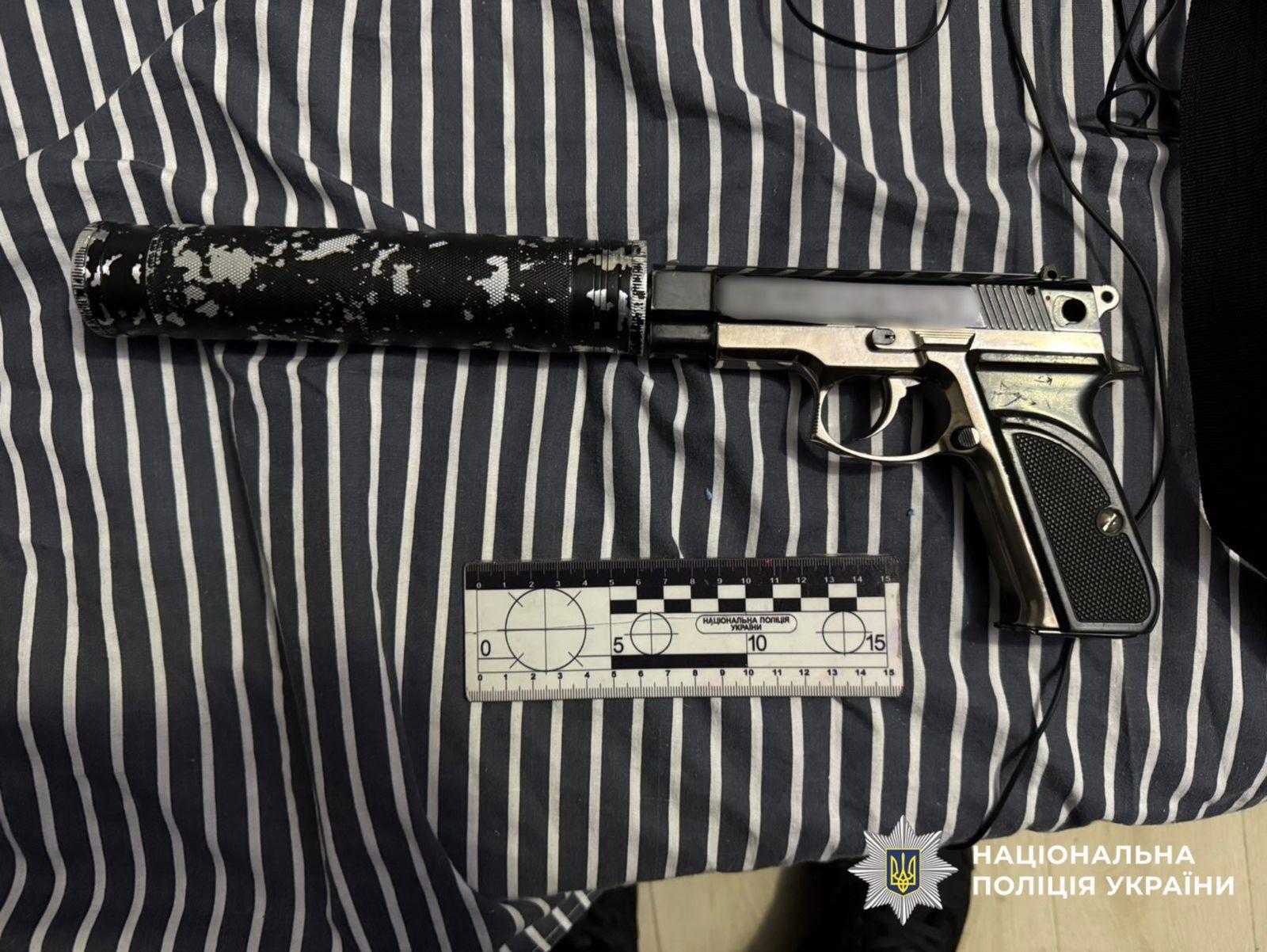 На Київщині затримали кілера, який підкараулив жертву біля під’їзду і стріляв в голову