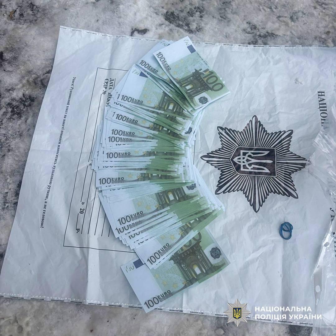 У Києві затримали лікаря, який переправляв військовозобов’язаних за кордон під виглядом правоохоронців