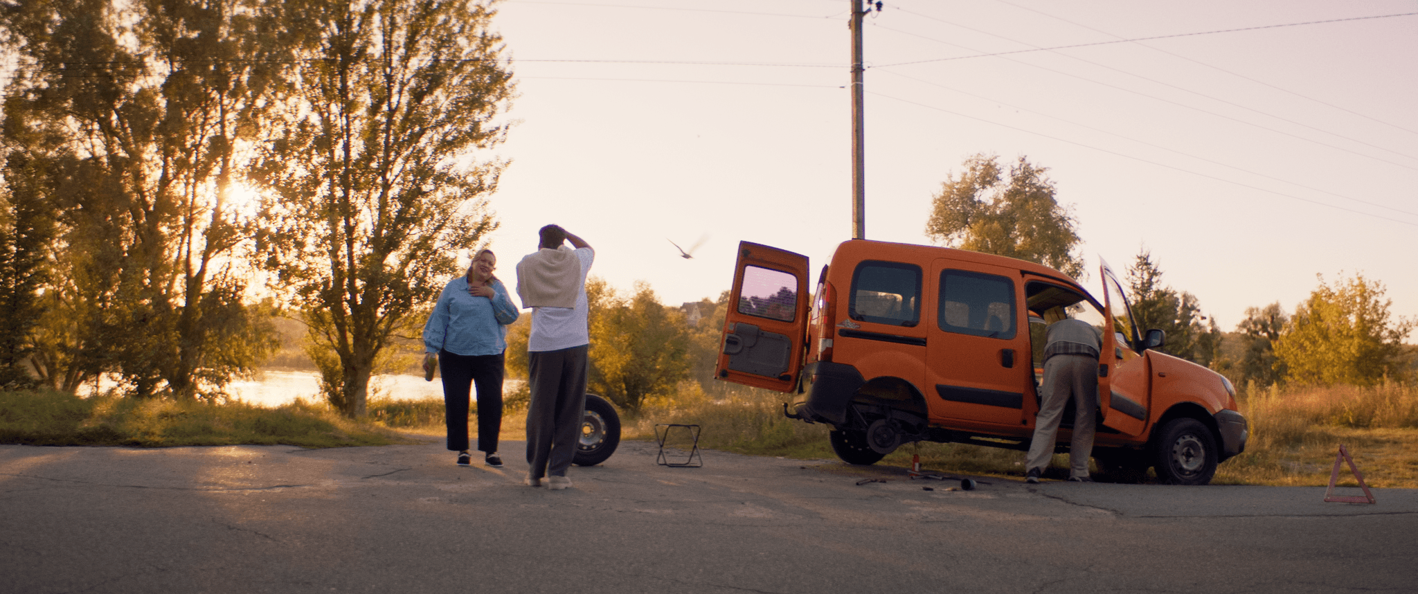 Щирі емоції, гумор і відчуття тепла: з 22 січня в прокаті українська стрічка “НУ МАМ”