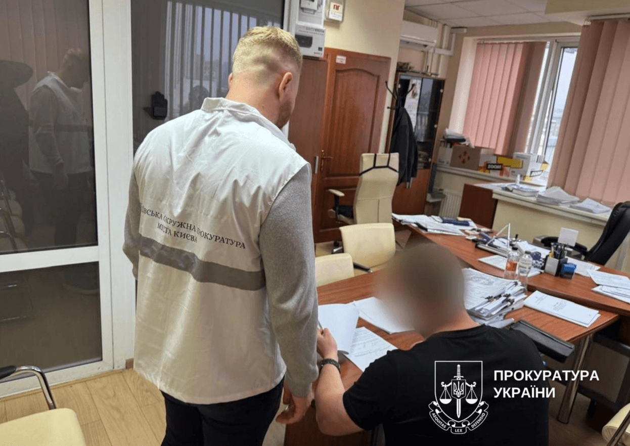 У Голосієві посадовець нажився на ремонті лижної траси у дитячій спортивній школі