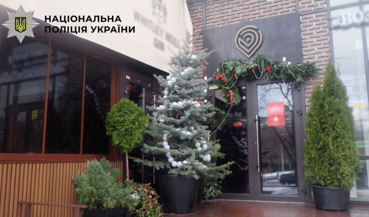 Жінка прийшла влаштовуватись на роботу у столичний ресторан і в той же день пограбувала співробітницю