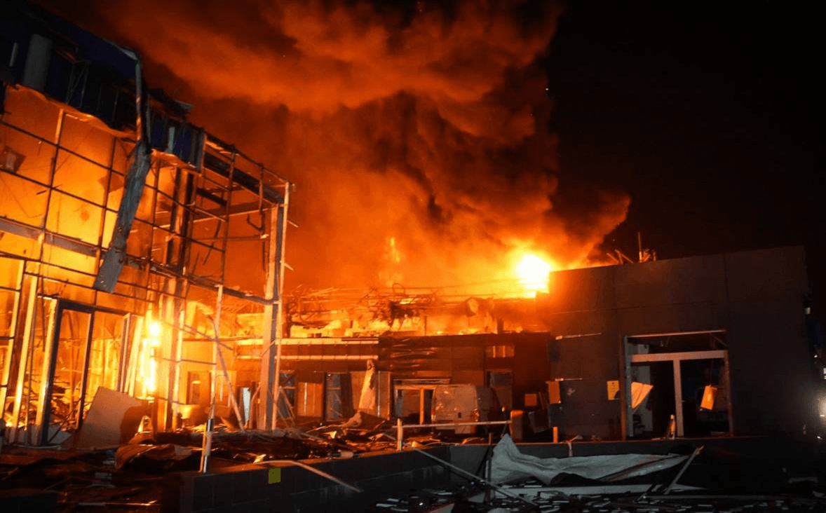 Ворог масовано атакував Одесу: є загибла та постраждалі