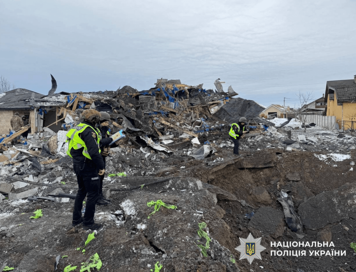 У поліції показали наслідки обстрілу Київщини