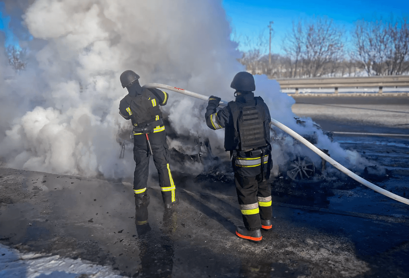 На трасі Київ–Одеса вщент згоріла BMW