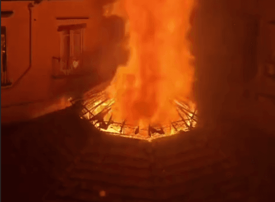 Полум’я в серці Неаполя: знищено історичний театр XIX століття