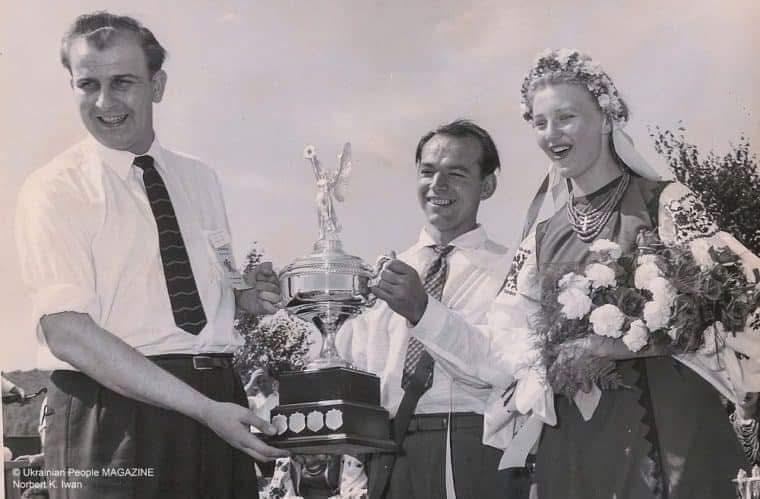 Перша Міс Українська Канада святкує своє 86-річчя