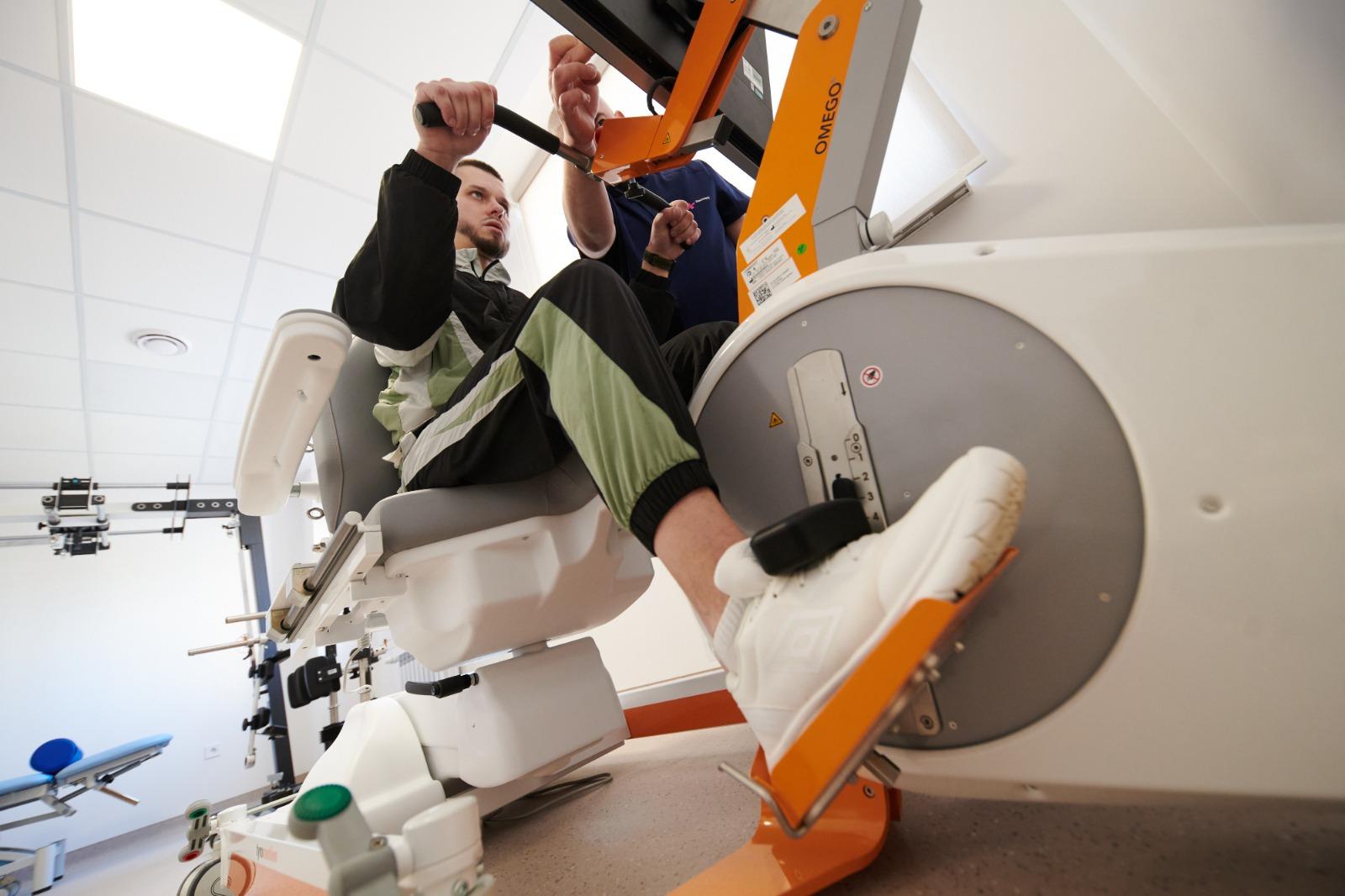 Реабілітація після поранень і травм: у Києві відкрився новий центр RECOVERY