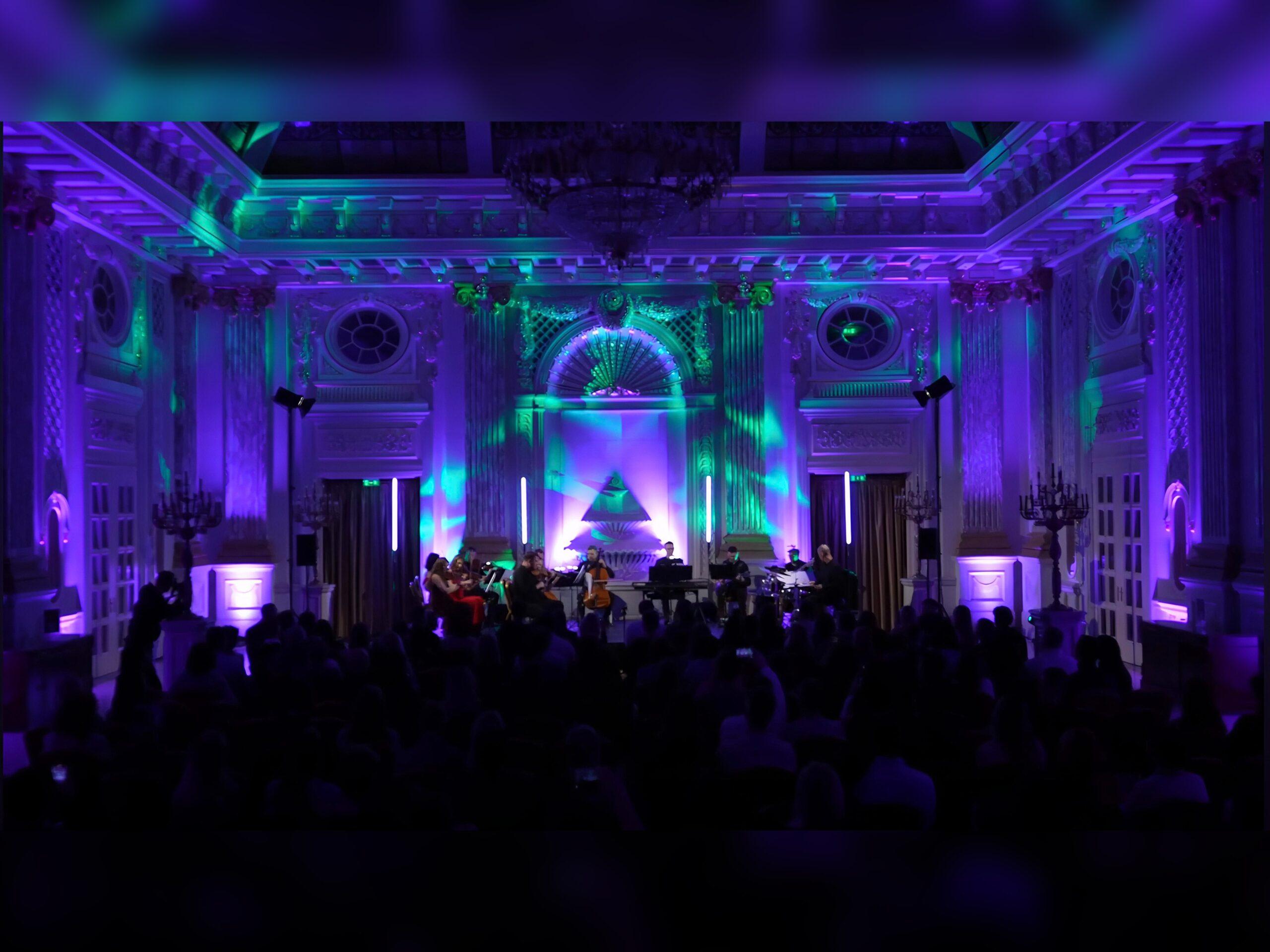 Концерт, що надихає жити: Sting у виконанні віртуозів Kyiv Mozart Orchestra