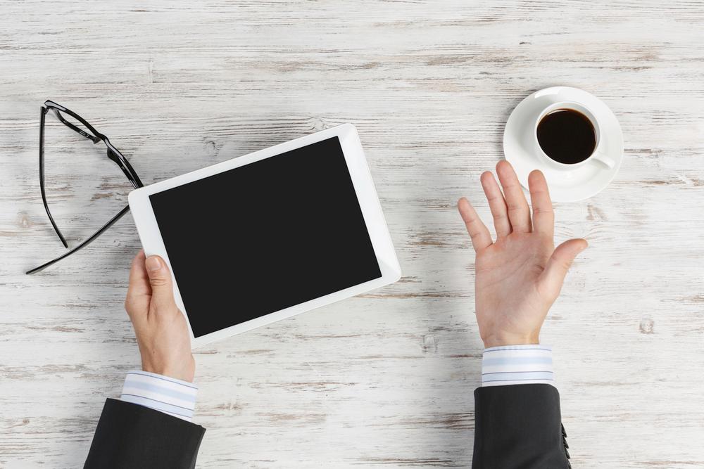 23 березня 12:00