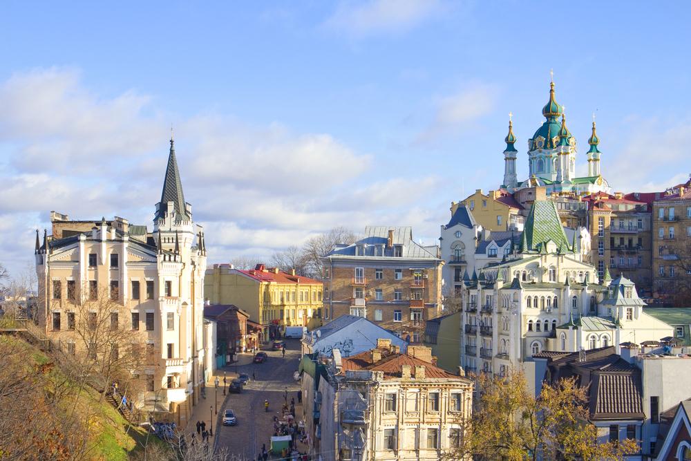 Погода продовжує радувати киян: якої температури очікувати у четвер