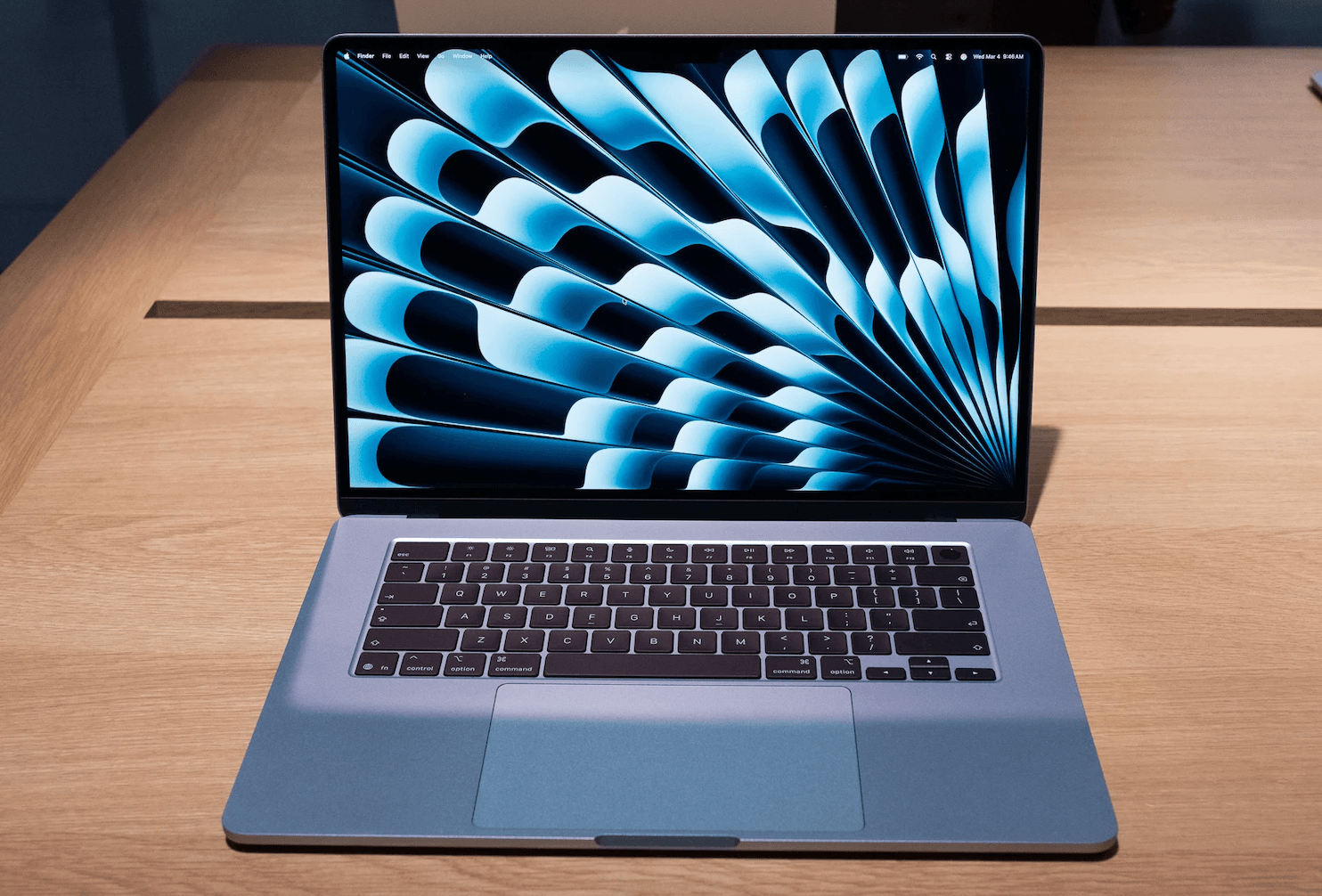 MacBook Air M5 — баланс продуктивності та мобільності нового покоління